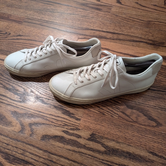 White Veja T2 Esplar size US 12 EU 46 - Picture 3 of 7